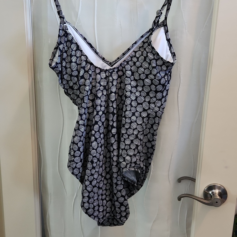 Aqua Green Twist Front One Piece Swimsuit - Picture 5 of 5